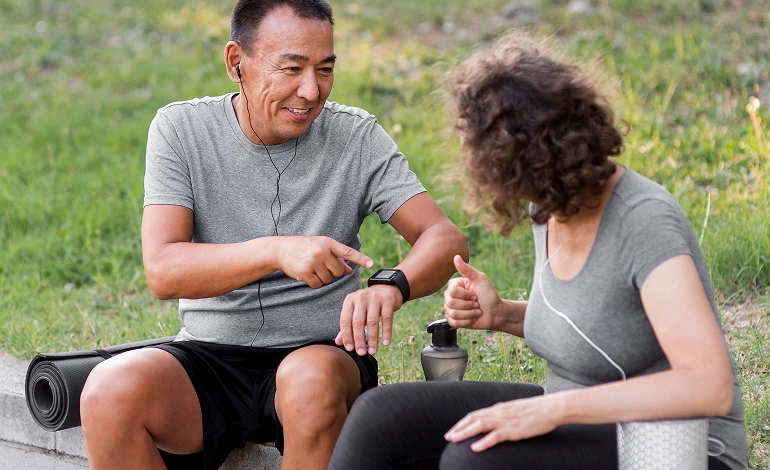 woman asking the time with a jogger